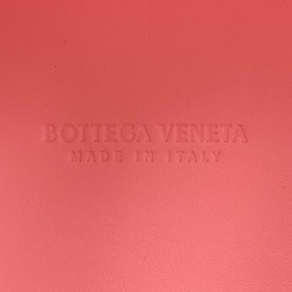 Bottega Veneta Maxi Intrecciato Arco Mouton Tote Pink — view 4