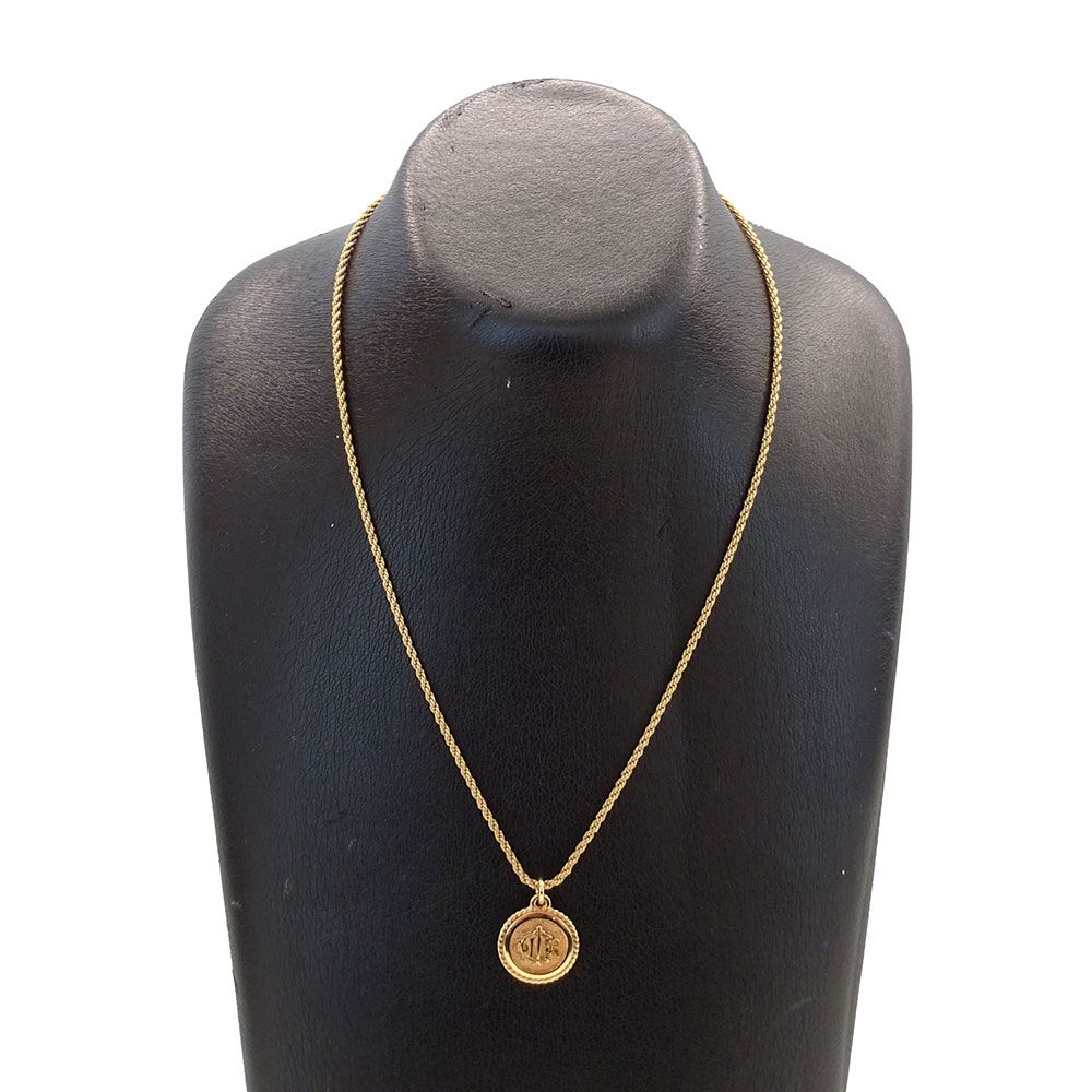 Dior Necklace Logo Plate Gold — view 6