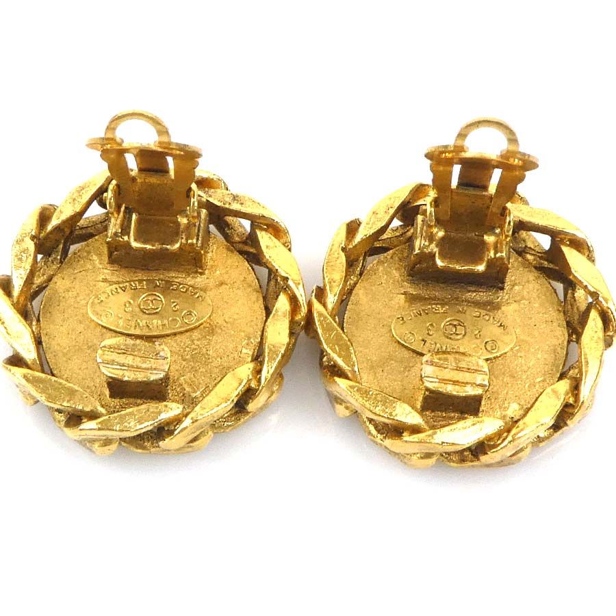 Chanel Earrings CC Logo Gold Plated — view 7