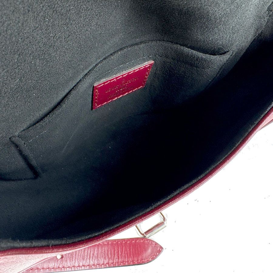 Louis Vuitton Shoulder Bag Leather — view 5