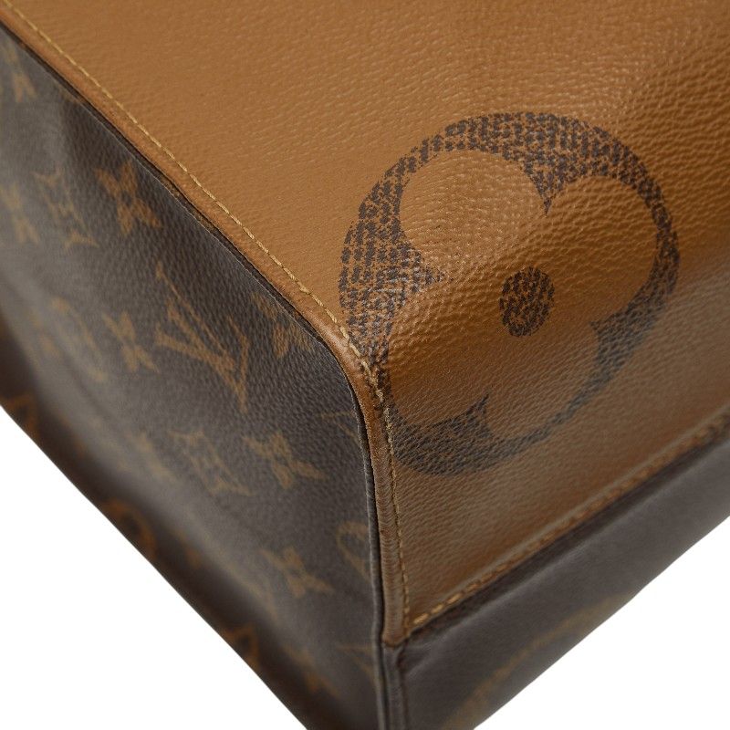 Louis Vuitton Monogram Giant Reverse On The Go MM Shoulder Bag — view 7