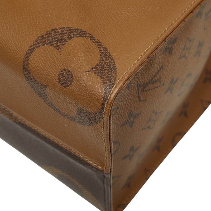 Louis Vuitton Monogram Giant Reverse On The Go MM Shoulder Bag — view 6