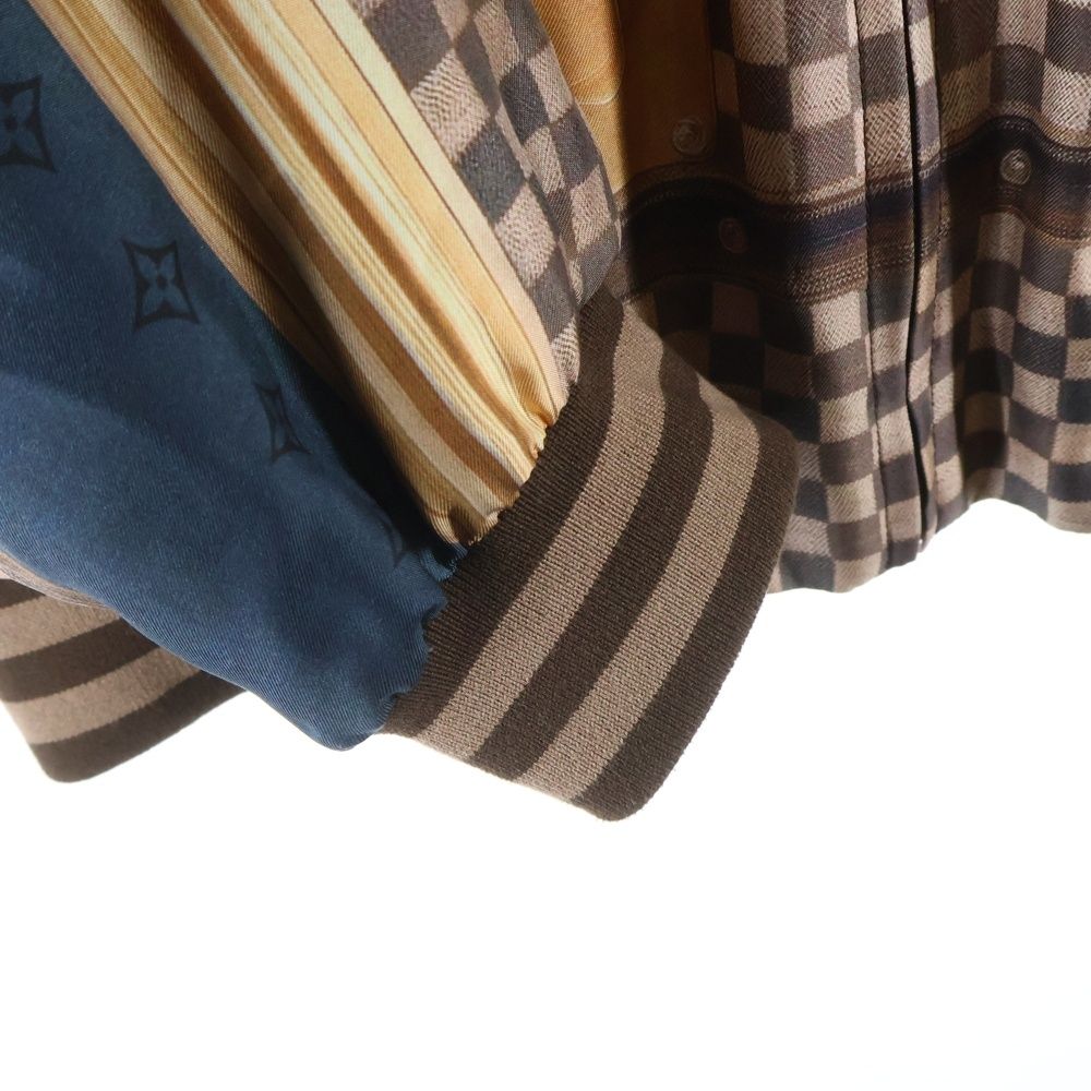 Louis Vuitton Silk Scarf Lining Quilted All Over Pattern Veneer Jacket — view 5