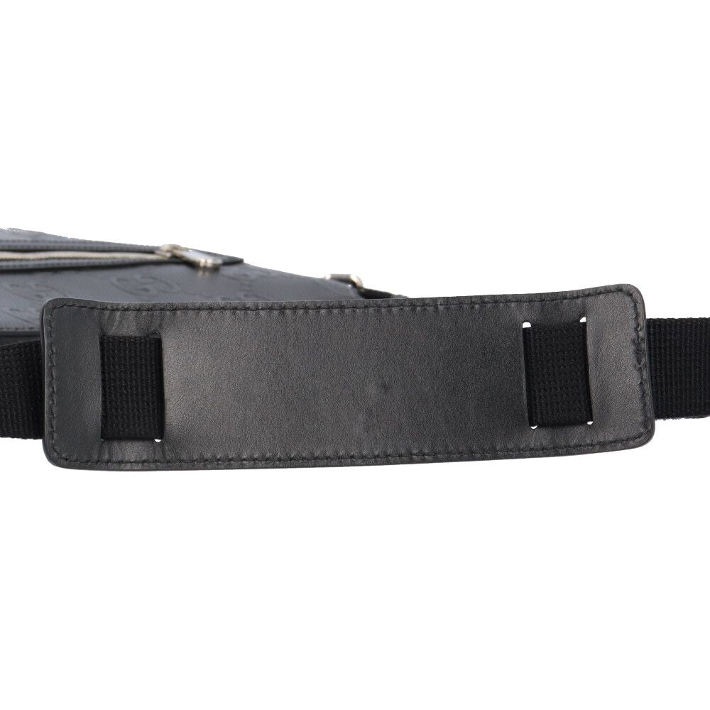 Gucci Messenger Bag GG Embossed Leather Black — view 8