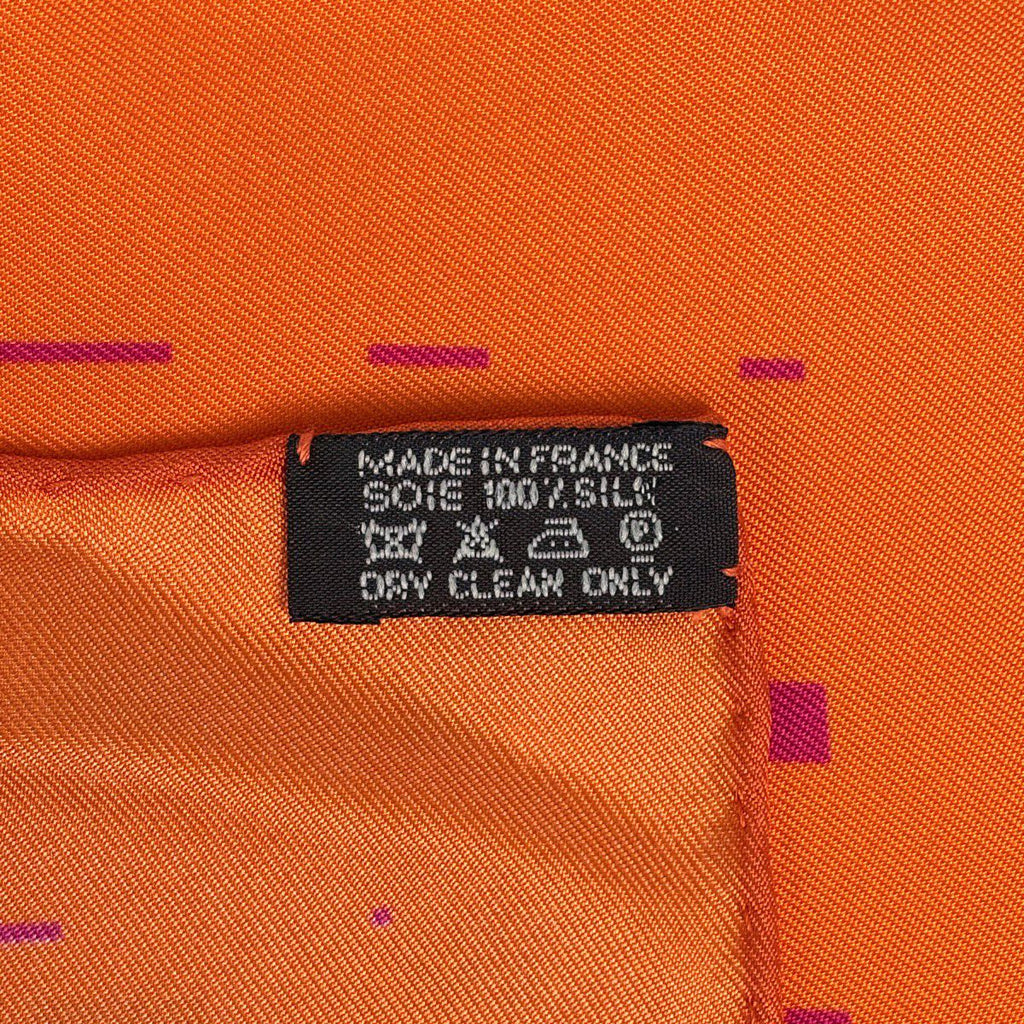 Hermes Carre 90 24 Faubourg Seconde Ginza — view 2