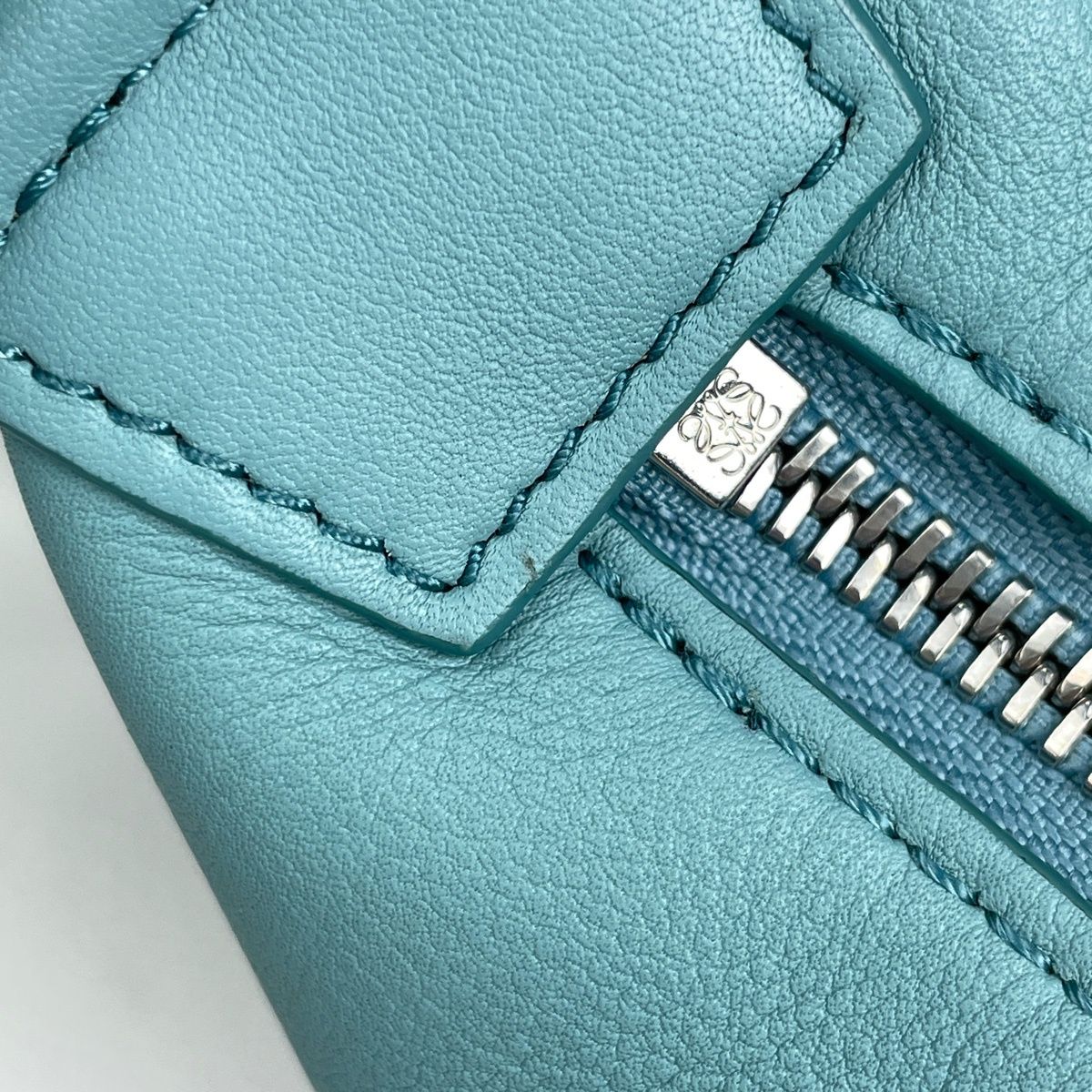 Loewe Cubby Cross Small Anagram Leather Blue Shoulder Bag — view 4