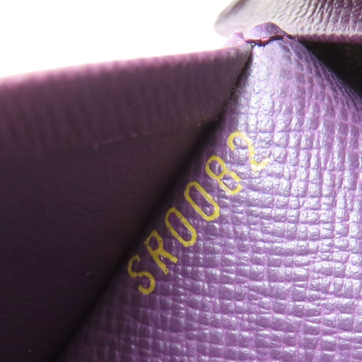 Louis Vuitton Porte Monnaie Billets Tresor Bifold Wallet Epi — view 8