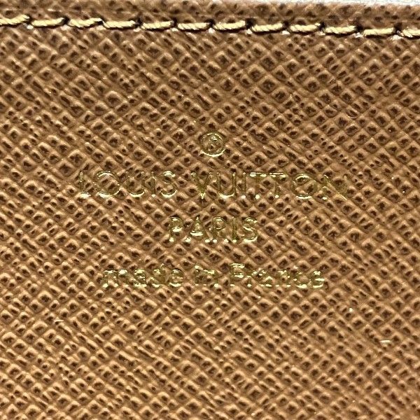 Louis Vuitton Monogram Zippy Wallet — view 4
