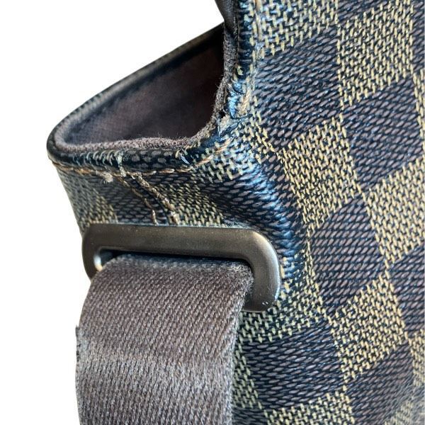 Louis Vuitton Damier Brooklyn PM Shoulder Bag — view 5