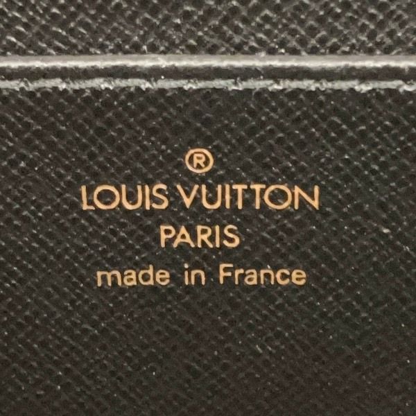Louis Vuitton Epi Pochette Homme Clutch — view 4