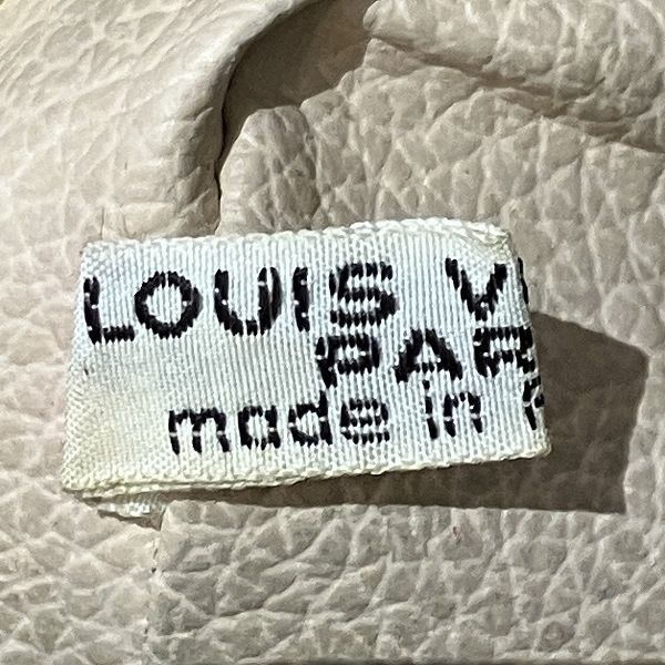 Louis Vuitton Monogram Trousse Toilette 28 Clutch — view 5