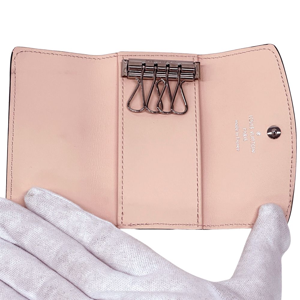 Louis Vuitton Key Case Monogram Mahina Multicles 4 Magnolia Holder — view 4