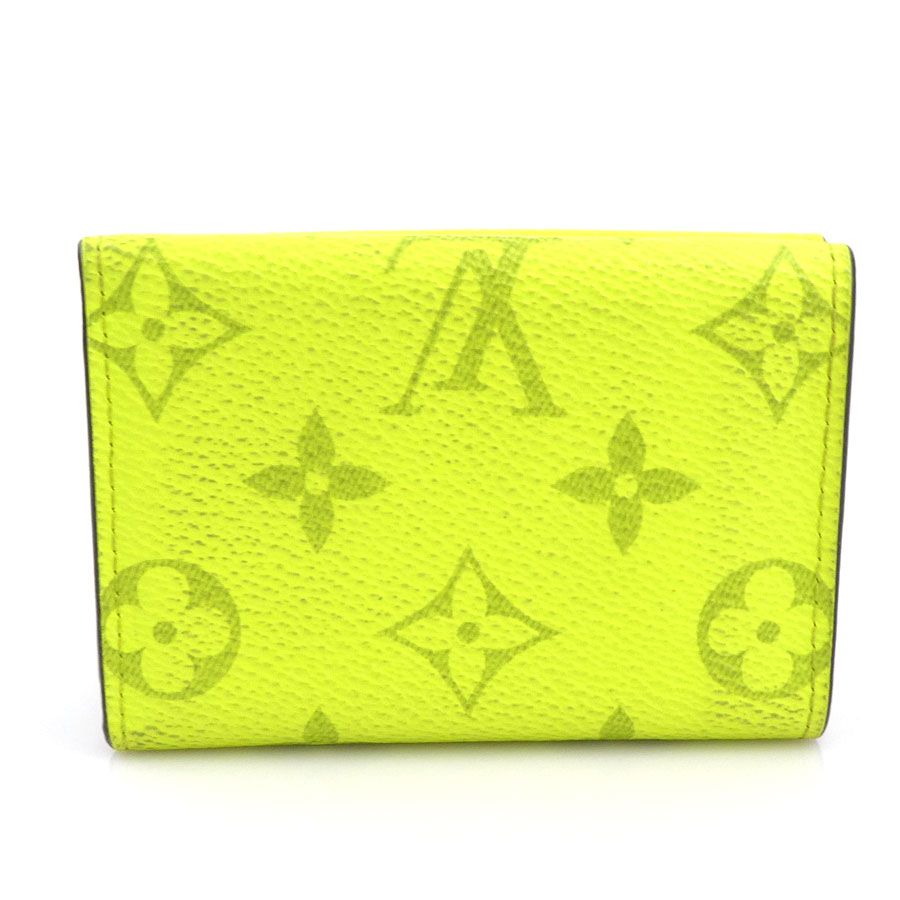 Louis Vuitton Trifold Wallet Taiga Llama Discovery Compact — view 2