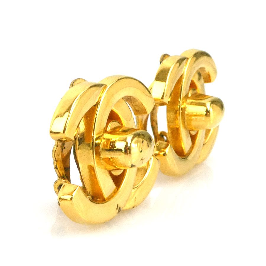 Chanel Earrings CC Logo Gold Plated — view 2