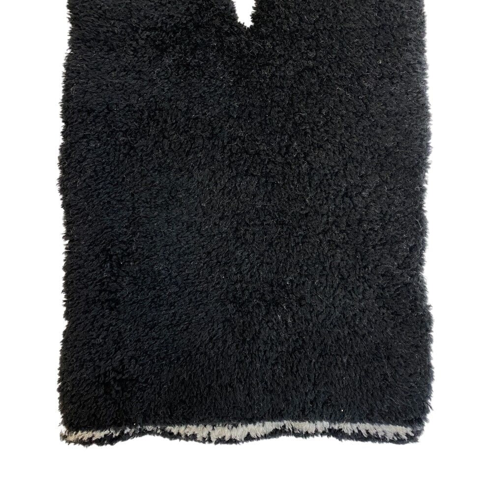 Louis Vuitton LV Logo Scarf Confit — view 5