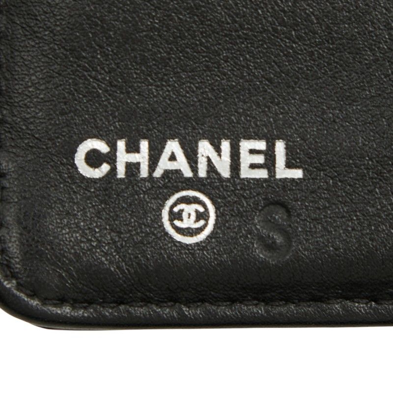 Chanel CC Logo Makeup Black Enamel — view 6