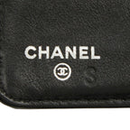 Chanel CC Logo Makeup Black Enamel — view 6