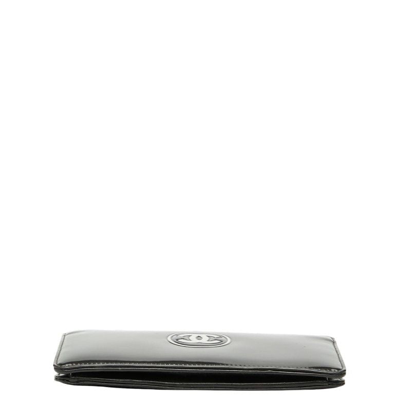 Chanel CC Logo Makeup Black Enamel — view 3