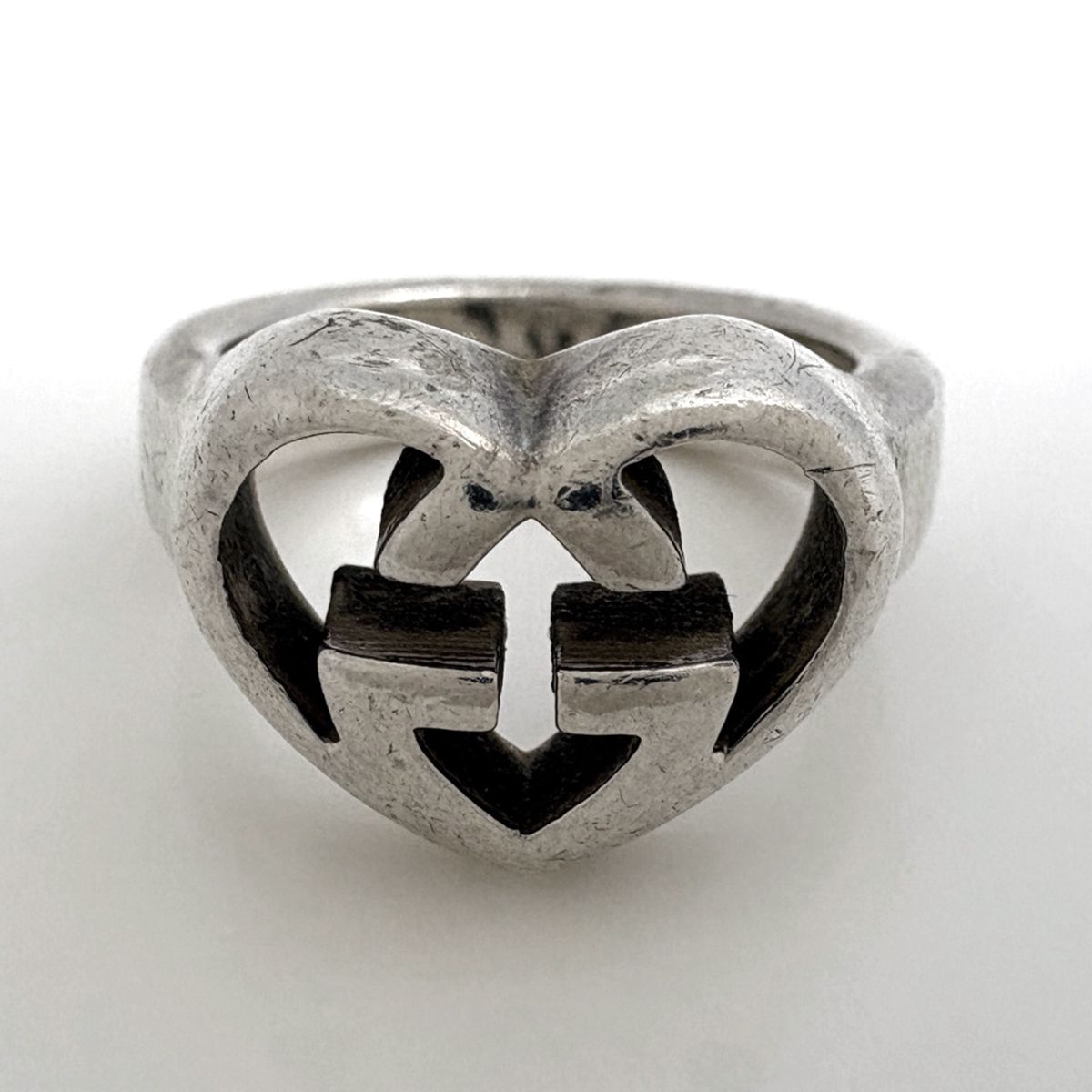 Gucci GG Logo Ring Interlocking Silver — view 2