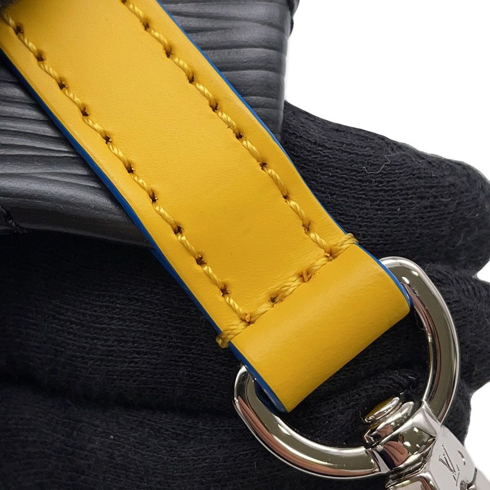 Louis Vuitton Shoulder Strap Epi — view 7