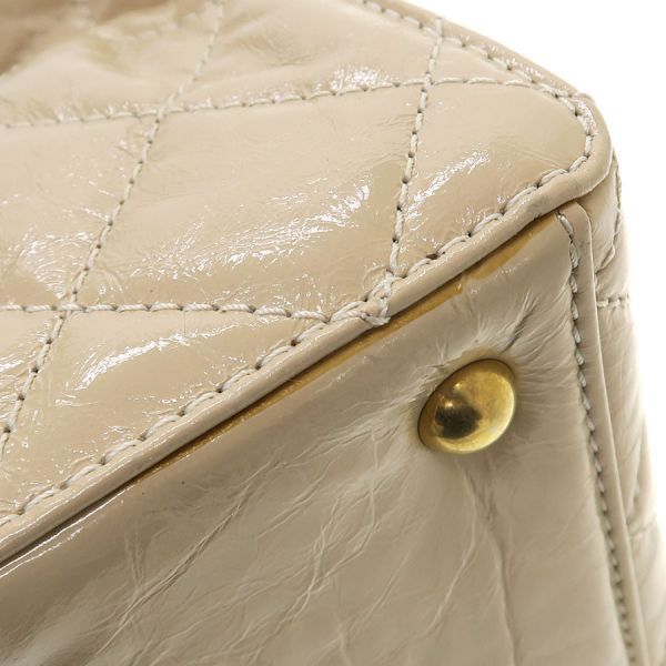 Chanel Quilted 2.55 Chain Handbag — view 8