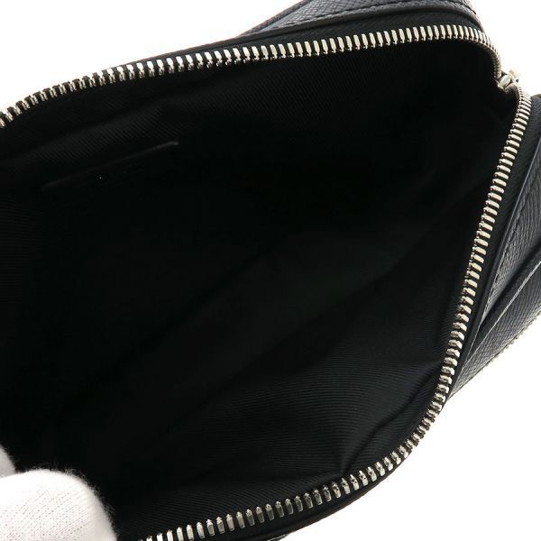 Louis Vuitton Taiga Taigarama Bum Bag Outdoor — view 2