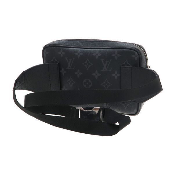 Louis Vuitton Taiga Taigarama Bum Bag Outdoor — view 3
