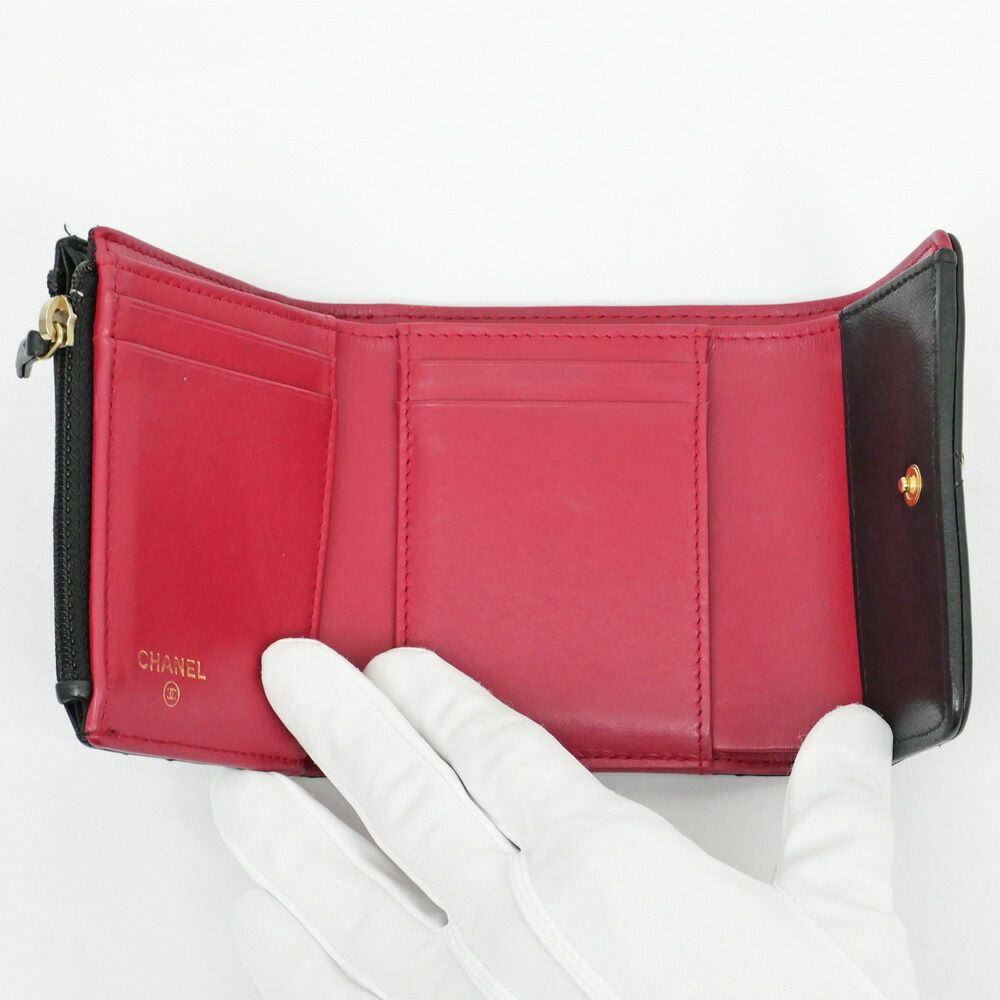 Chanel 19 Small Flap Wallet Black Lambskin Leather Trifold — view 6
