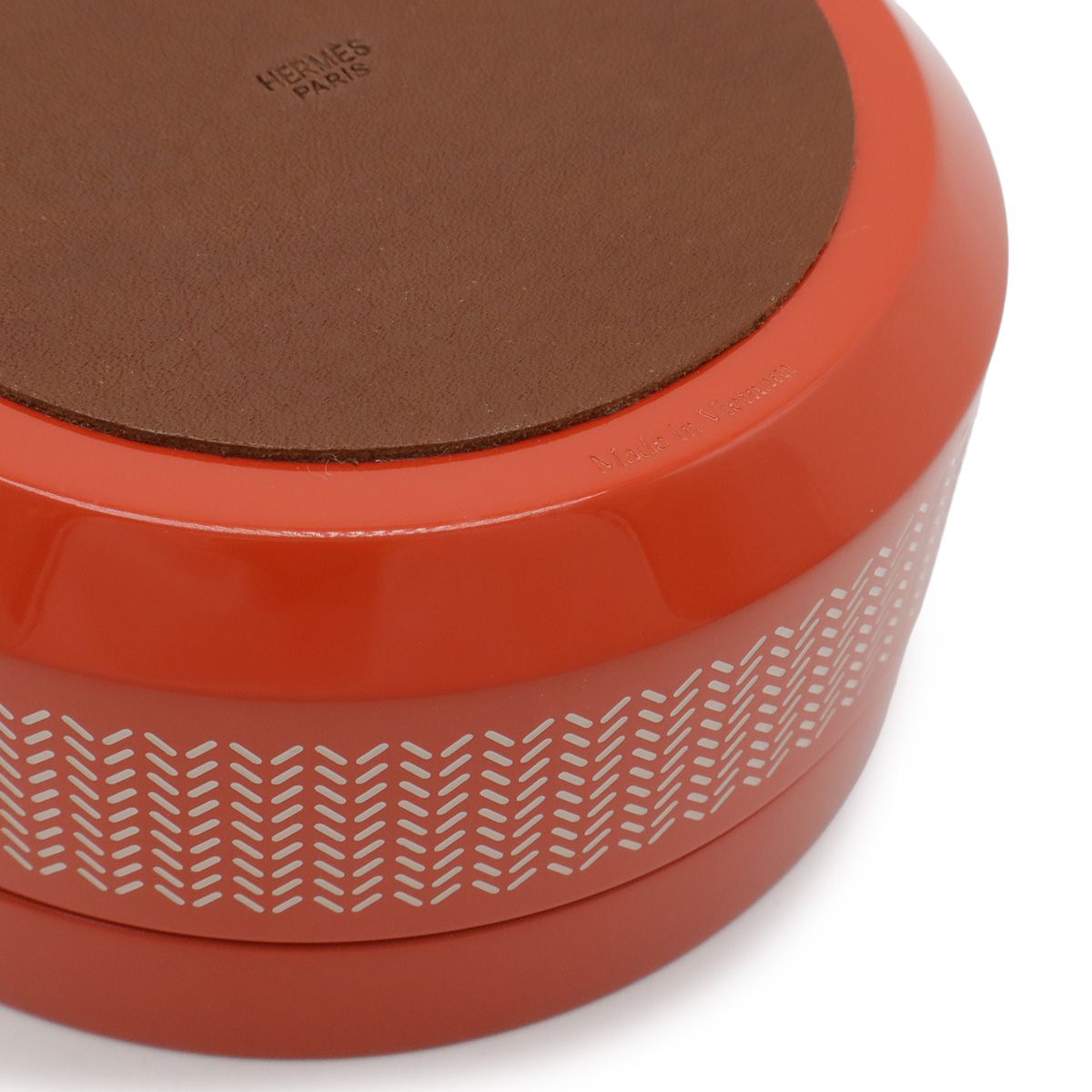 Hermes Boudoir PM Box Interior Ornament Lacquer Orange Red — view 3