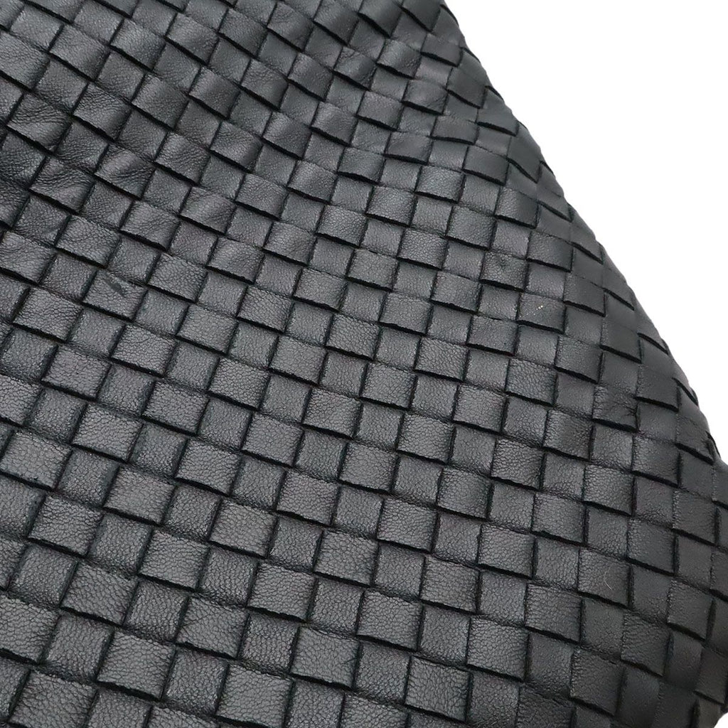 Bottega Veneta Intrecciato Shoulder Bag Crossbody Black — view 8