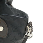 Louis Vuitton Monogram Mahina Hina PM 2-Way Shoulder Bag Leather Noir — view 5