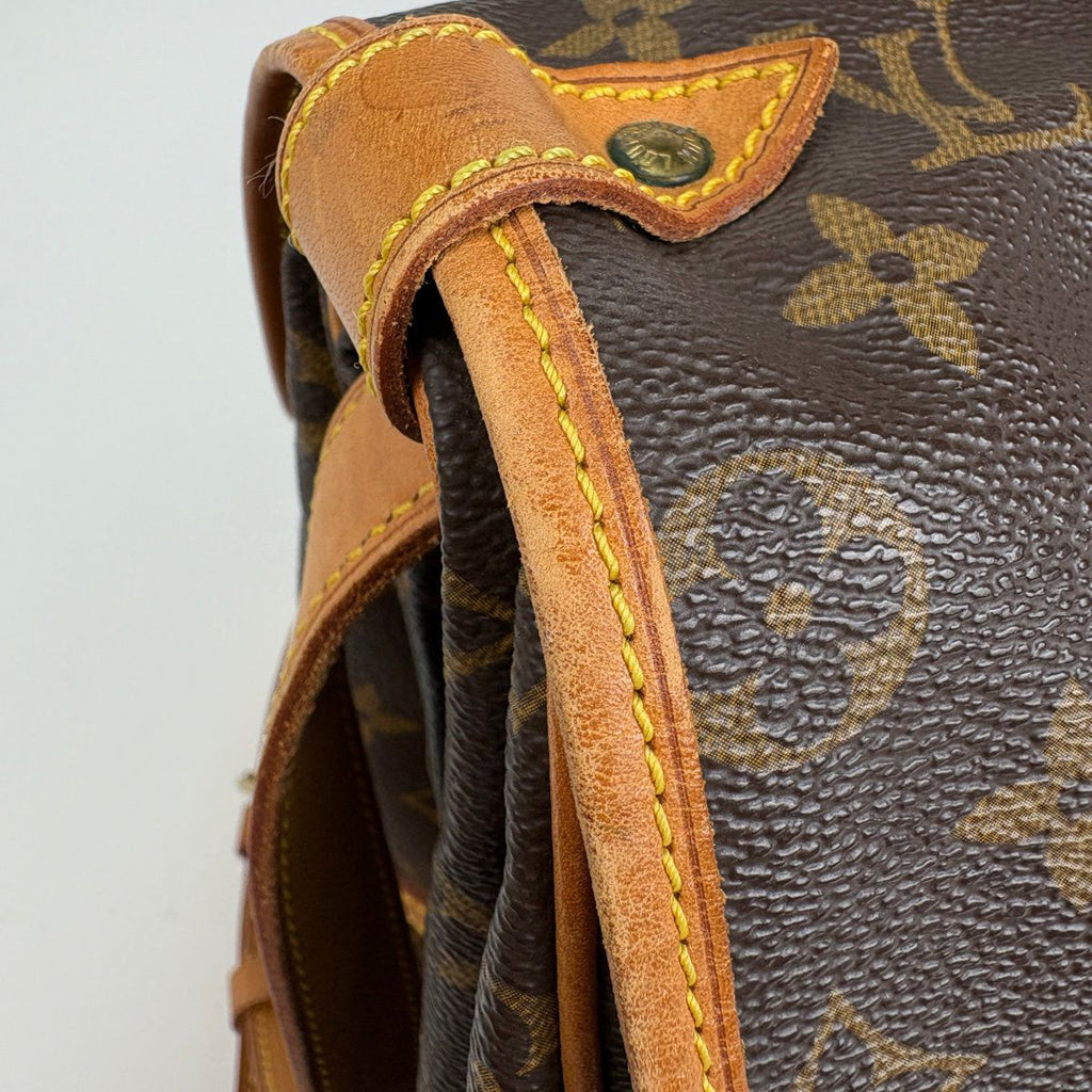 Louis Vuitton Saumur 35 Crossbody Shoulder Bag Monogram Brown — view 6