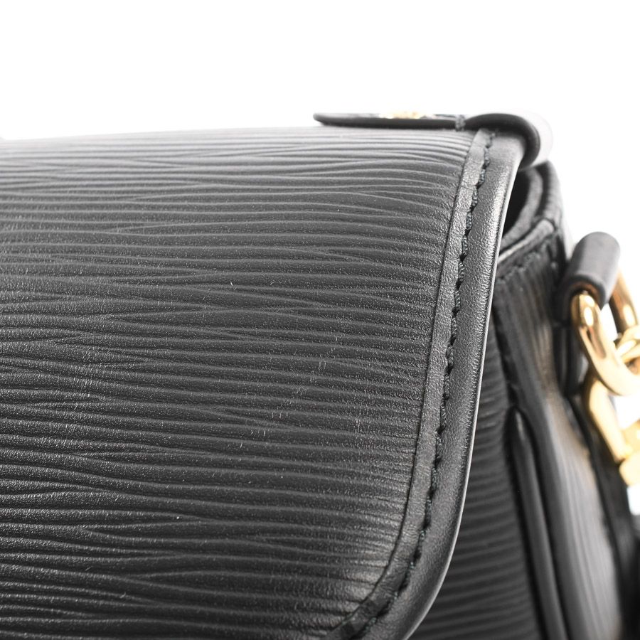 Louis Vuitton Handbag Saumur BB — view 8