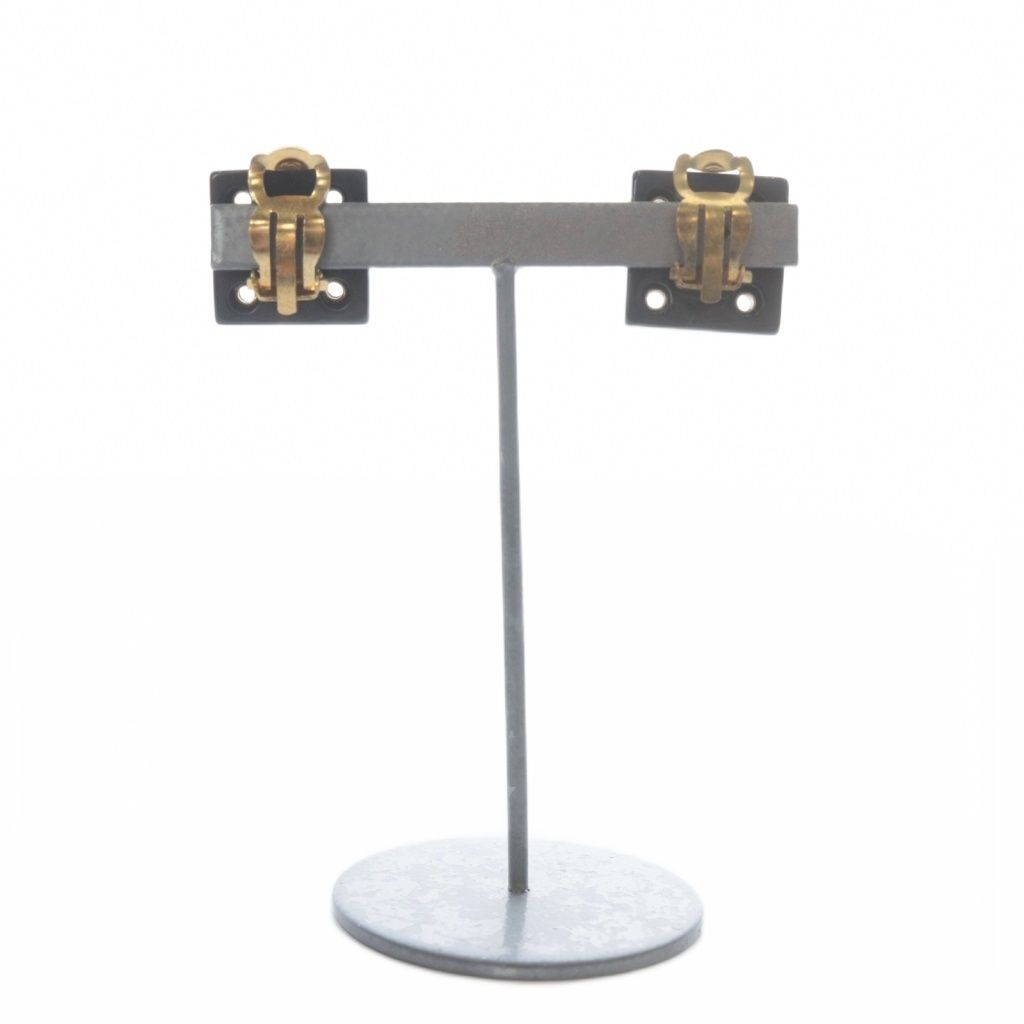 Chanel CC Logo Eyelet Square Earrings Black Gold — view 3