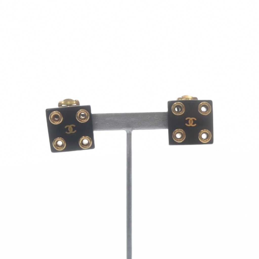 Chanel CC Logo Eyelet Square Earrings Black Gold — view 2