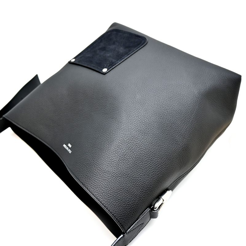 Louis Vuitton Tote Leather Black — view 3