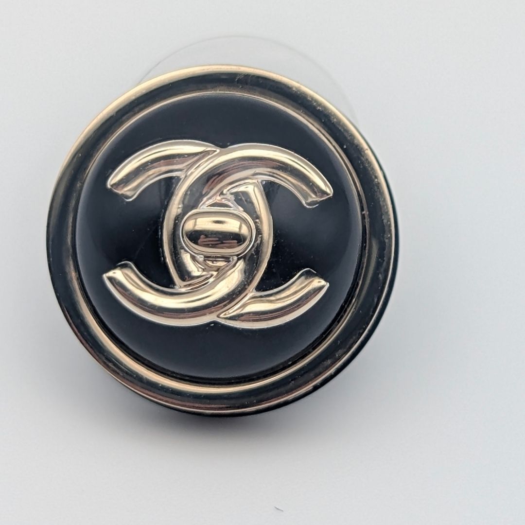 Chanel Earrings CC Logo Gold Black Round — view 2