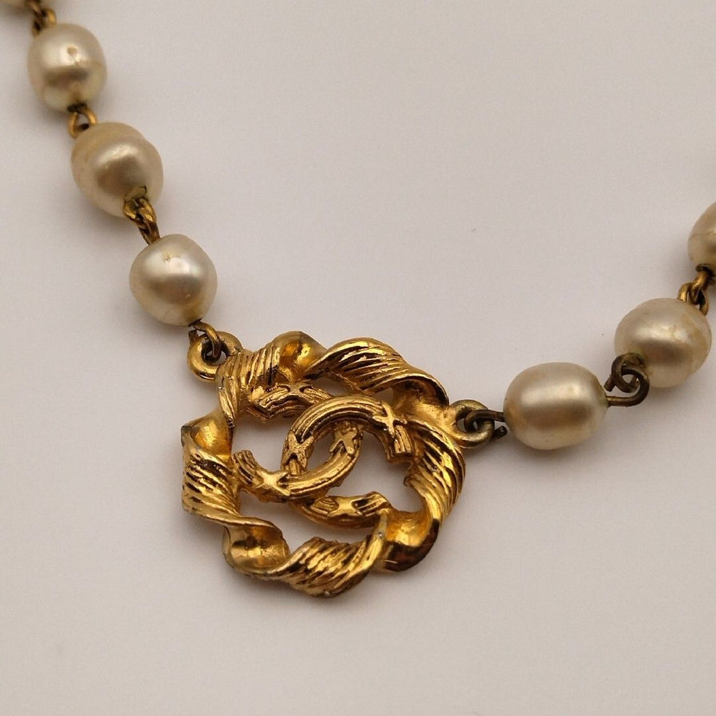 Chanel Gold Faux Pearl CC Logo Necklace Vintage — view 2