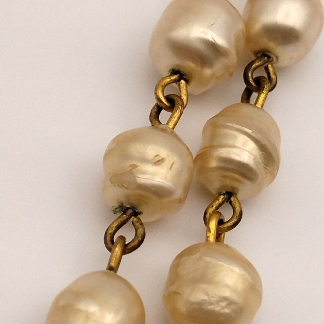 Chanel Gold Faux Pearl CC Logo Necklace Vintage — view 5