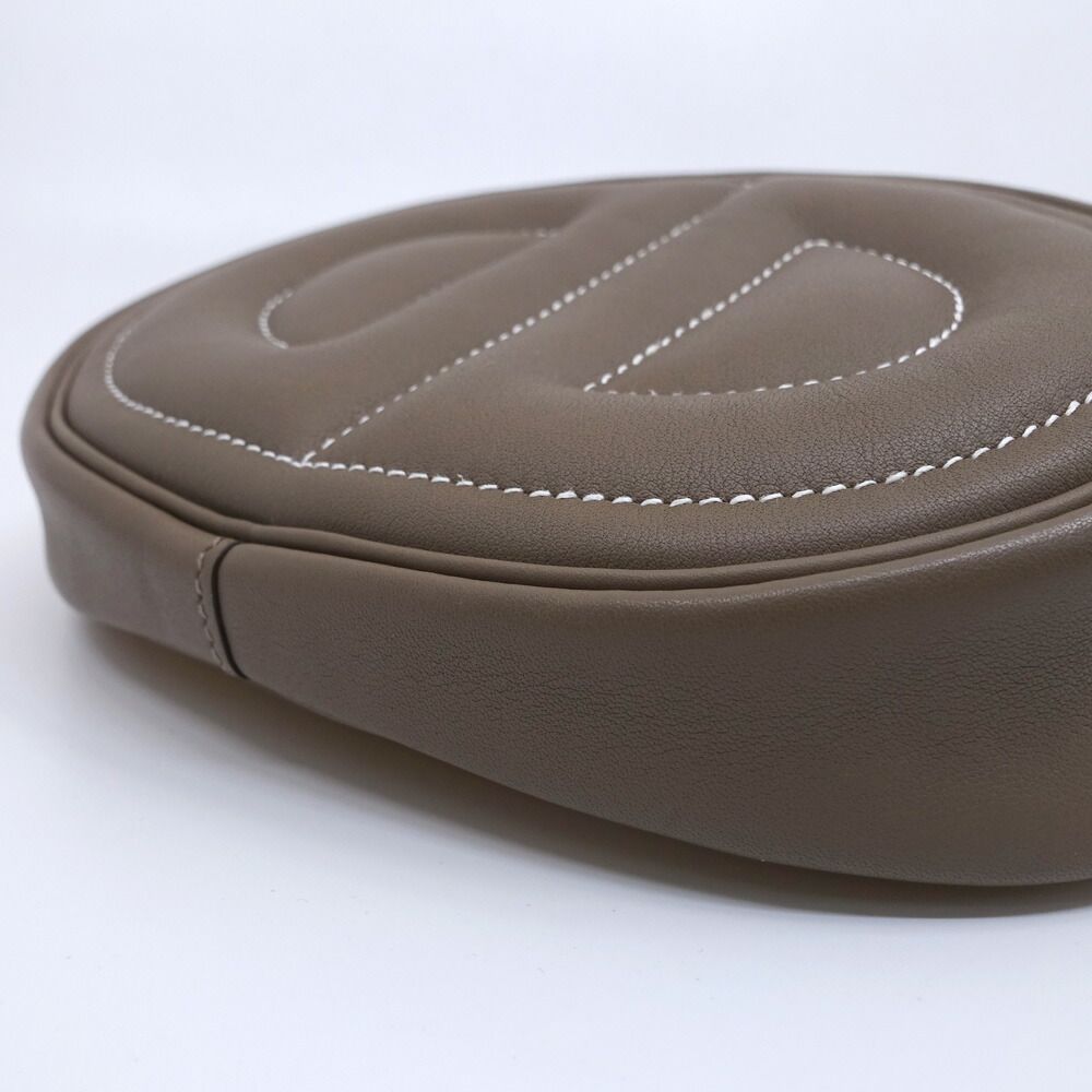 Hermes in the Loop Shoulder Bag — view 4