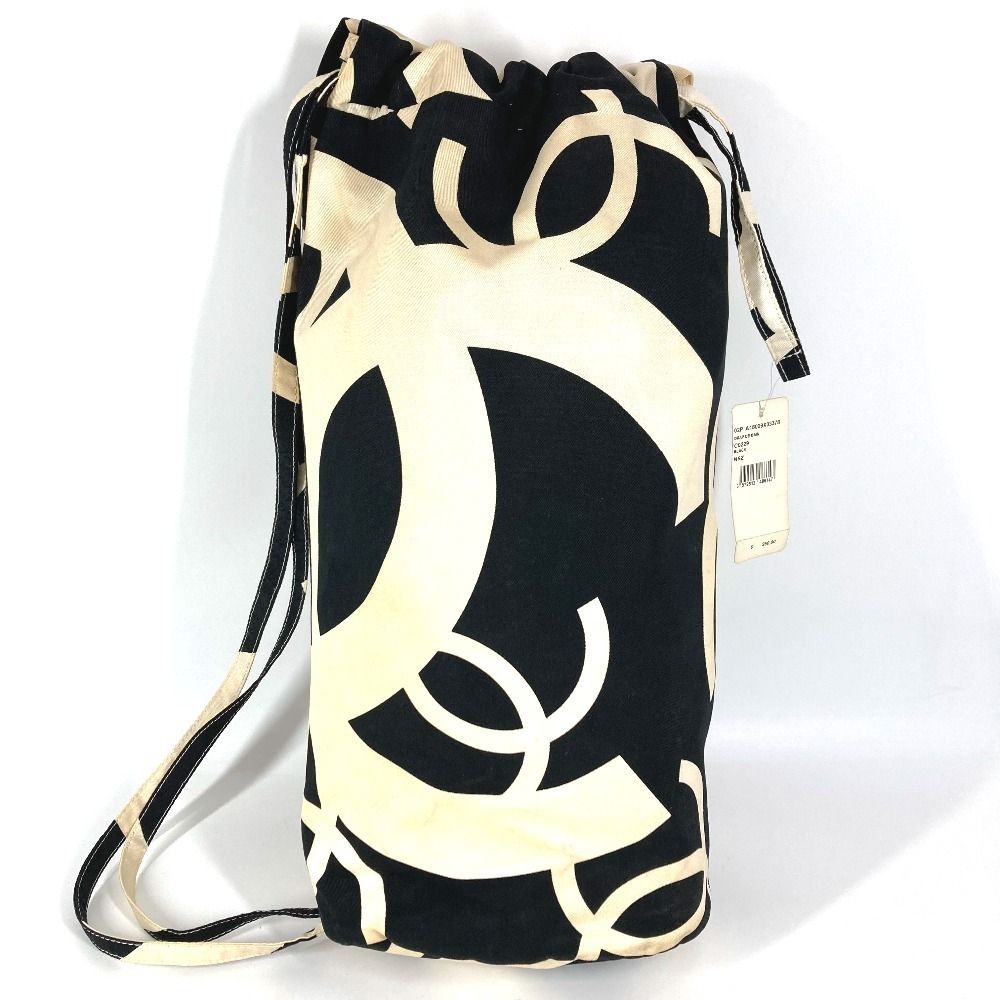 Chanel Shoulder Bag CC Logo Drawstring Cotton White — view 2