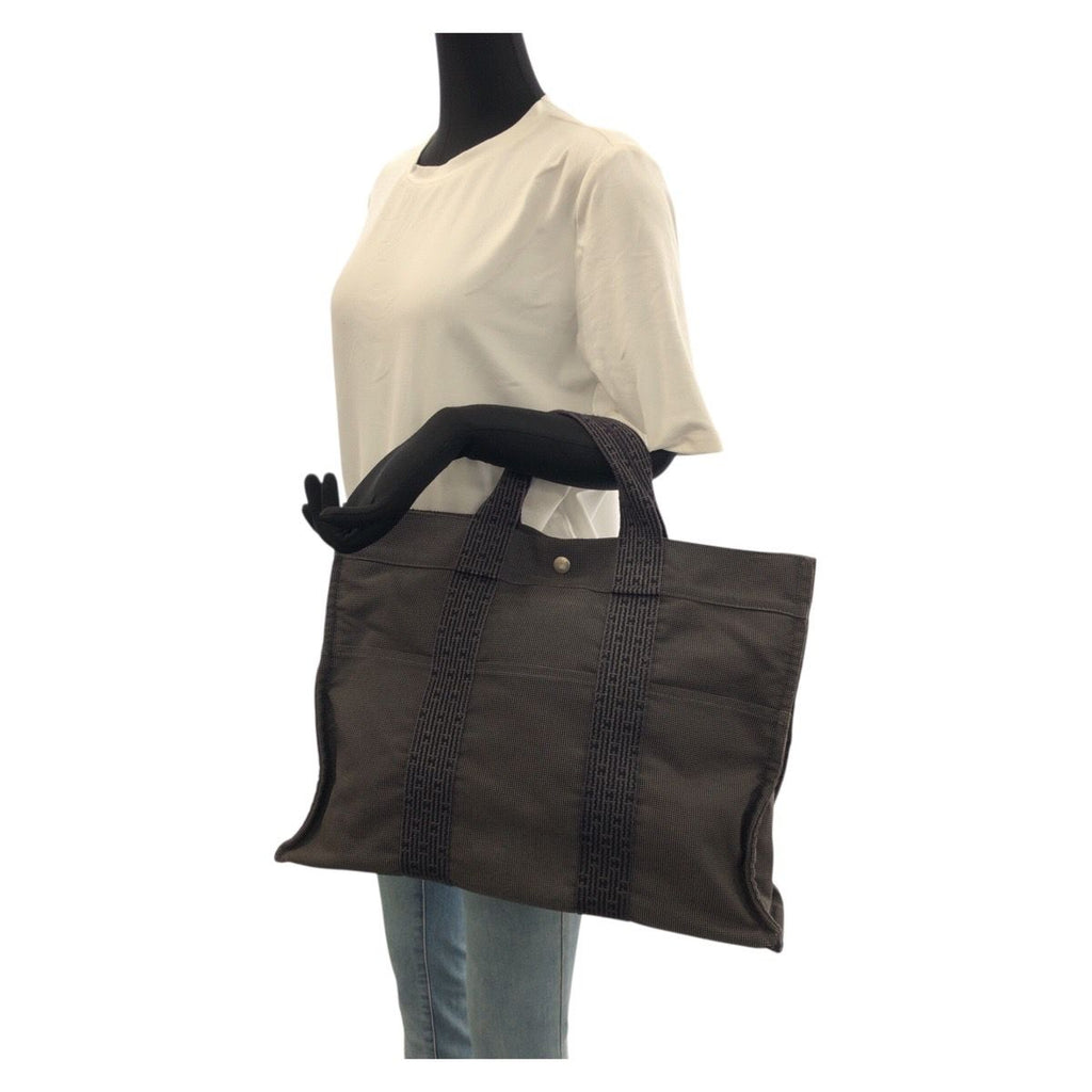 Hermes Her Line MM Gray Silver Canvas Tote — view 6