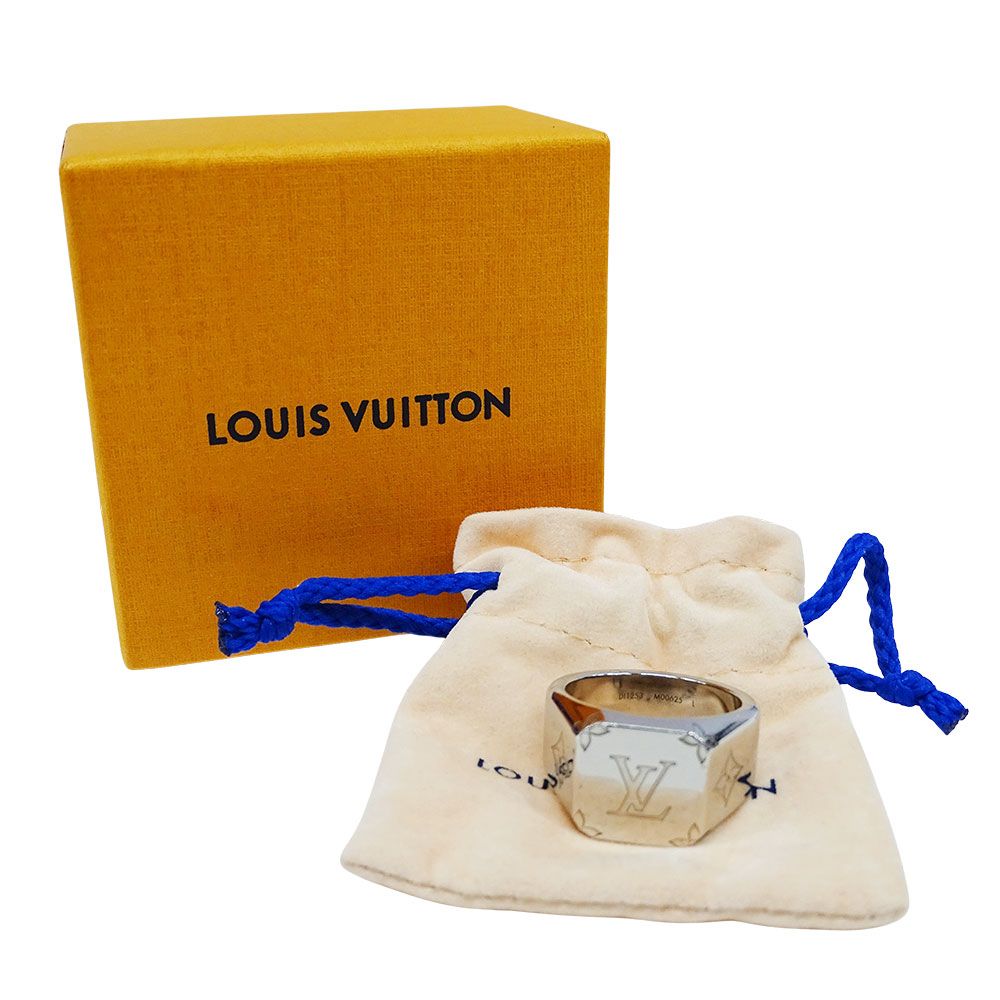 Louis Vuitton Ring Metal Signet Monogram Silver — view 6