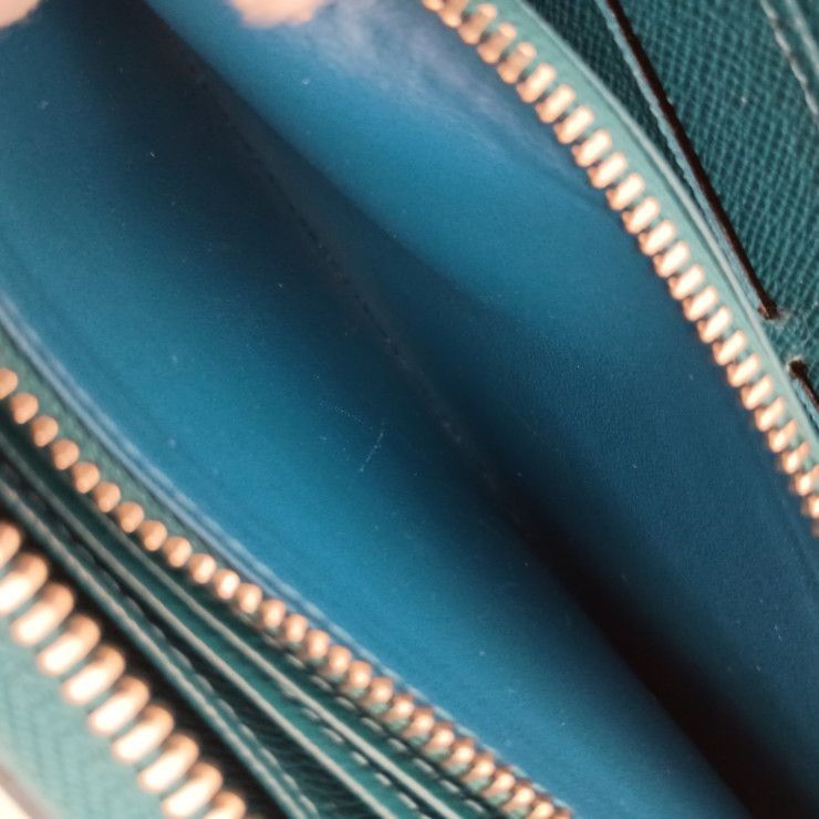 Louis Vuitton Wallet Zippy Chien Epi Round — view 8