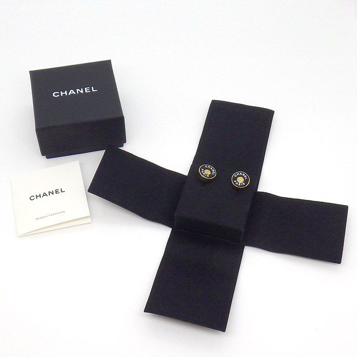 Chanel Earrings CC Logo — view 5