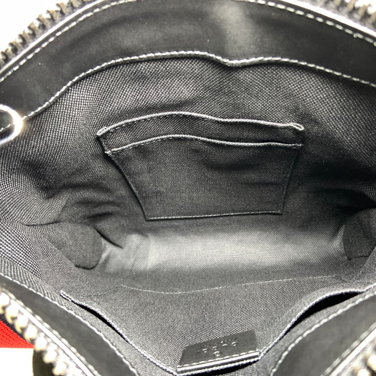 Gucci GG Supreme Small Messenger Bag Black — view 9