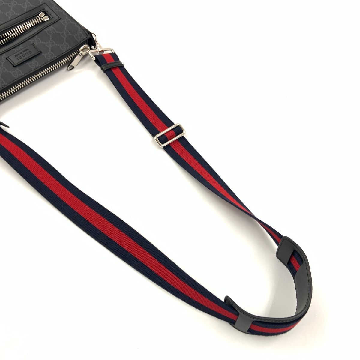 Gucci GG Supreme Small Messenger Bag Black — view 4