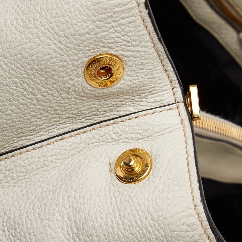 Prada Shoulder Bag 2-Way White Leather — view 8