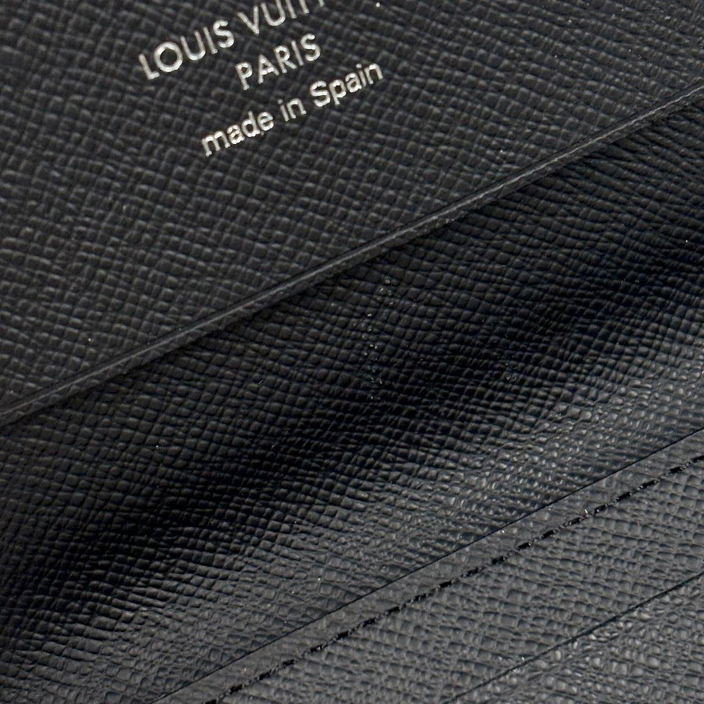 Louis Vuitton Business Card Holder Case Damier — view 4