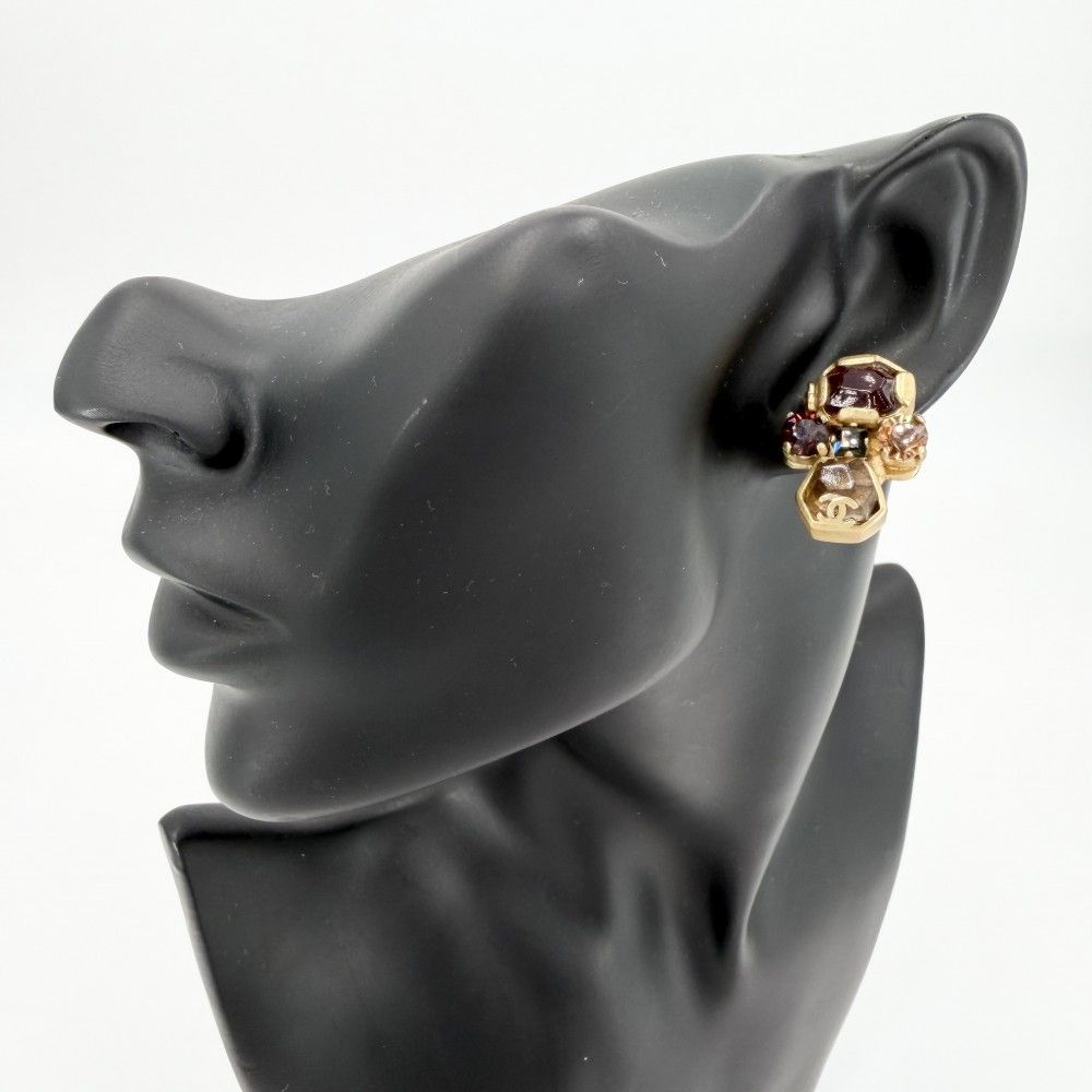Chanel Earrings Gripoix CC Logo Vintage Coco Stone — view 2